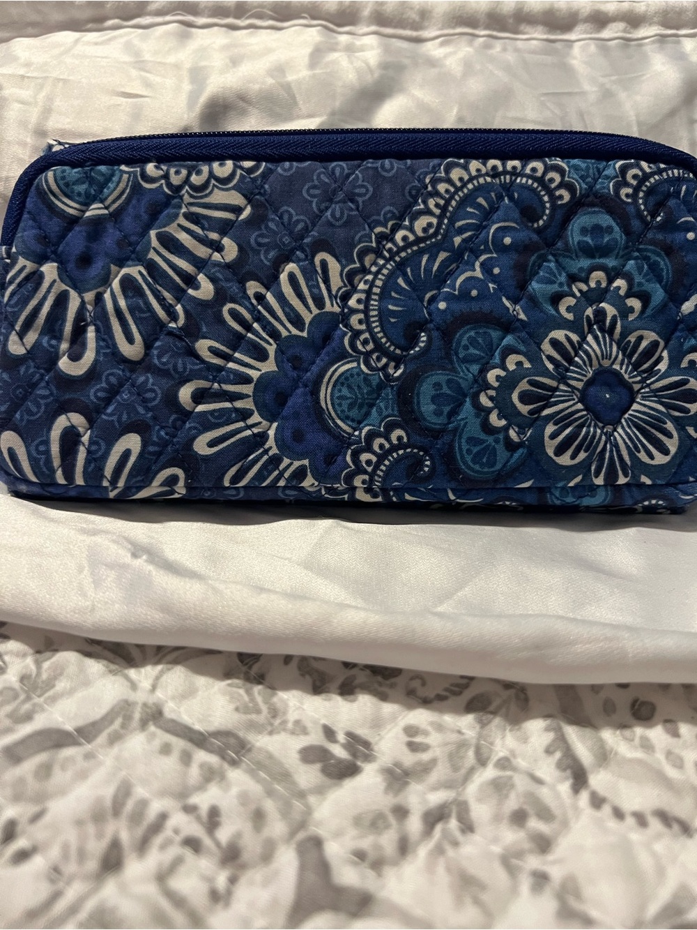 Vera Bradley Quilted Floral Blue Zipper Pouch